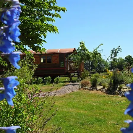 La Roulotte Du Verger Alloggio in famiglia *